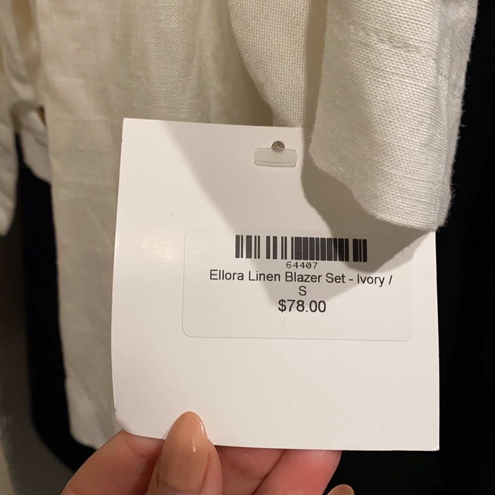 ANIMARI White Suit Set - Small NWT’s - Picture 16 of 16